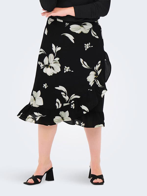 Only Carmakoma LUX - Nederdel med slå-om effekt i sort med blomster, 50